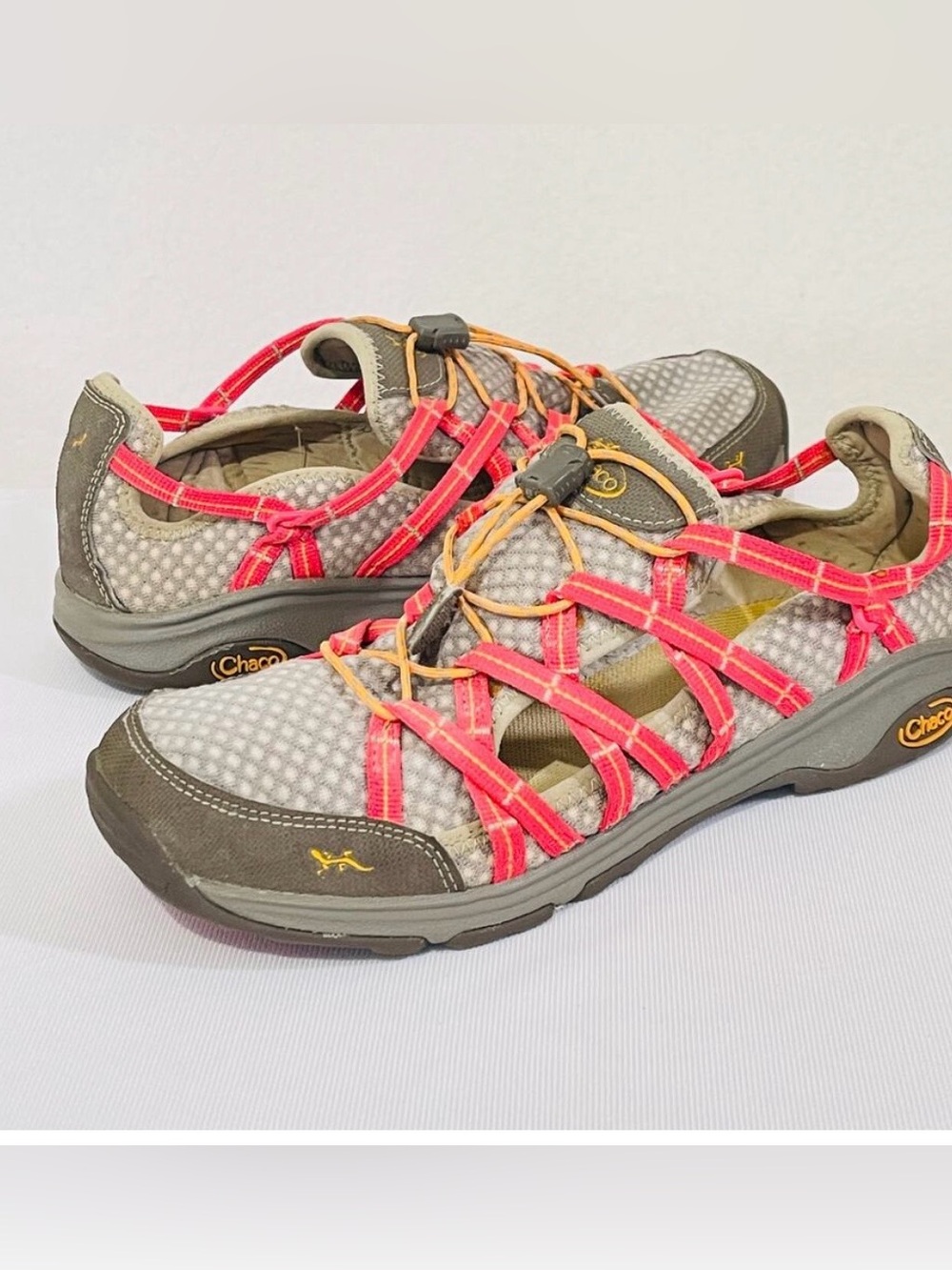 Chaco Performance Shoes Women’s Size 10 Gray Pink Water Hiking Outdoor Sandals